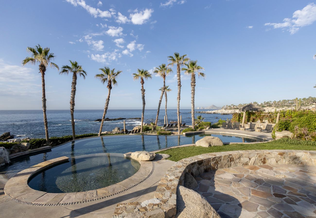 Condohotel in Cabo San Lucas - The Blue Horizon