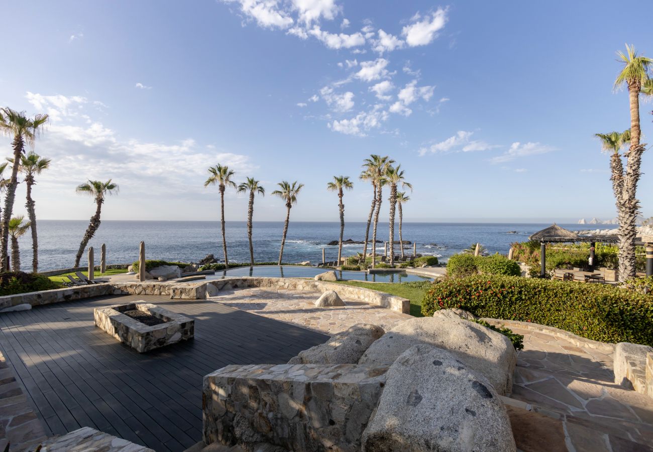 Condohotel in Cabo San Lucas - The Blue Horizon