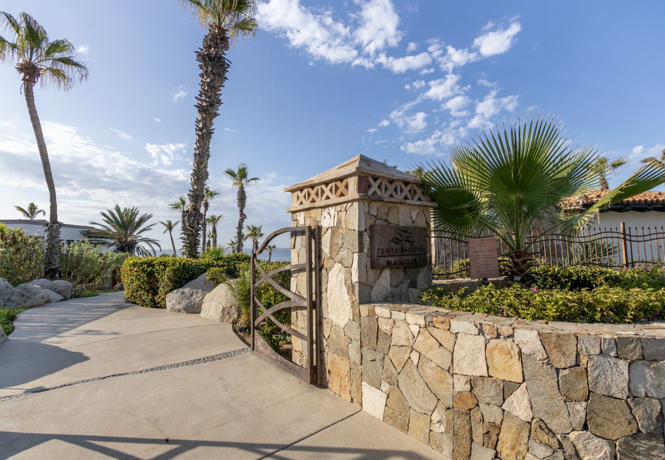 Condohotel in Cabo San Lucas - The Blue Horizon